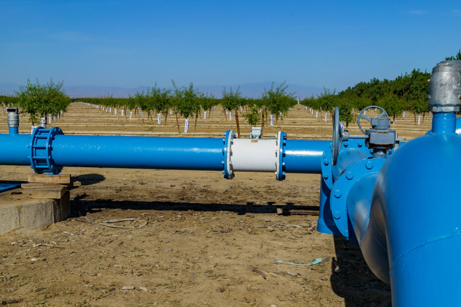 Farm irrigation well and pump management